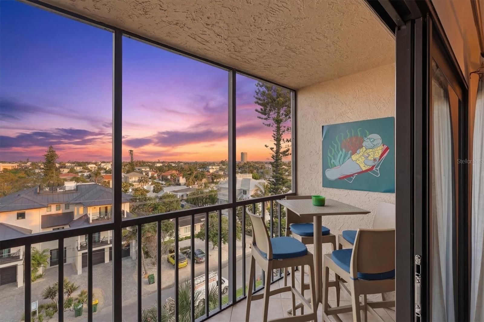 LIDO TOWERS - Residential