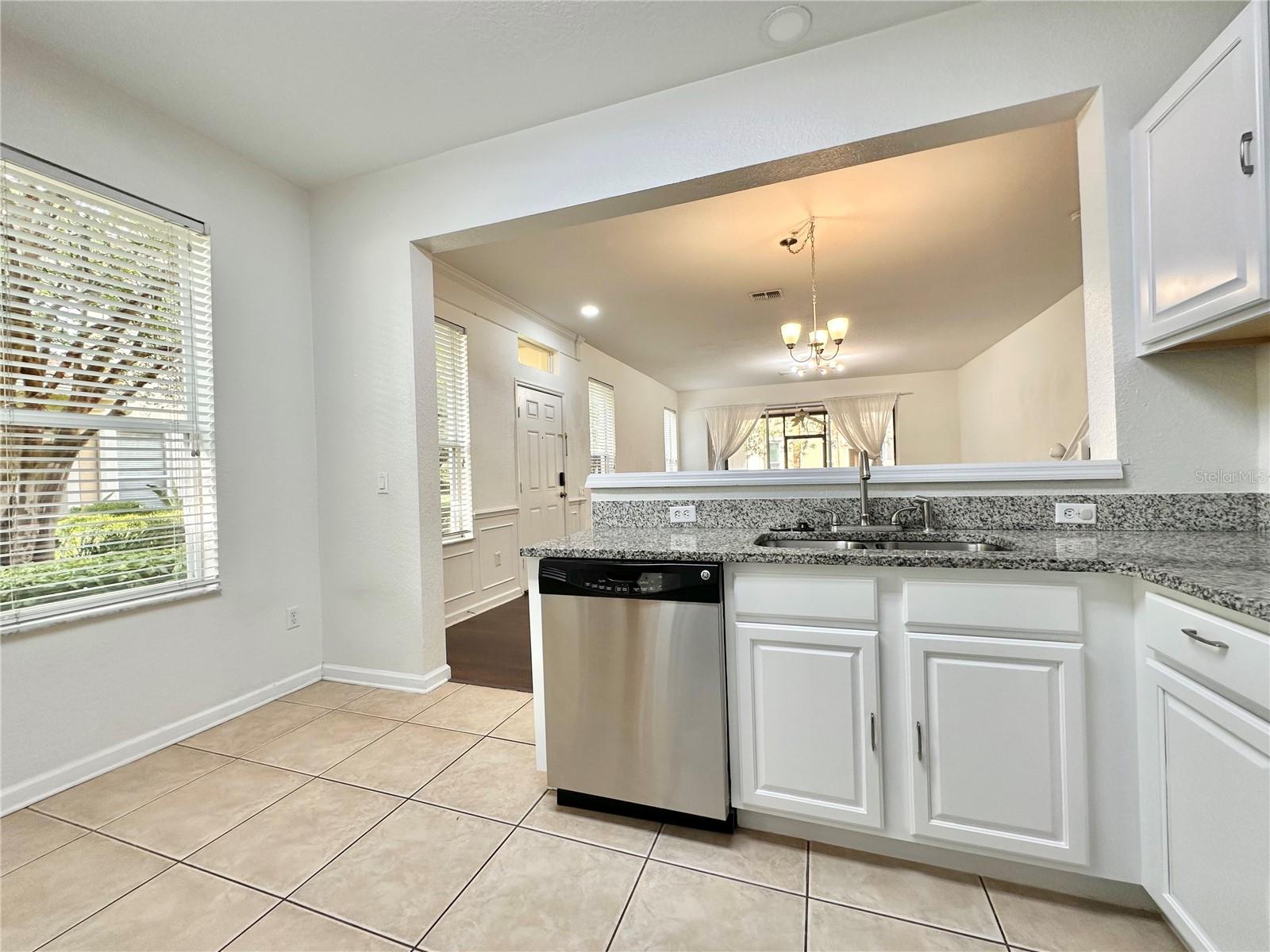 STONEBRIDGE LAKES CONDOS - Residential