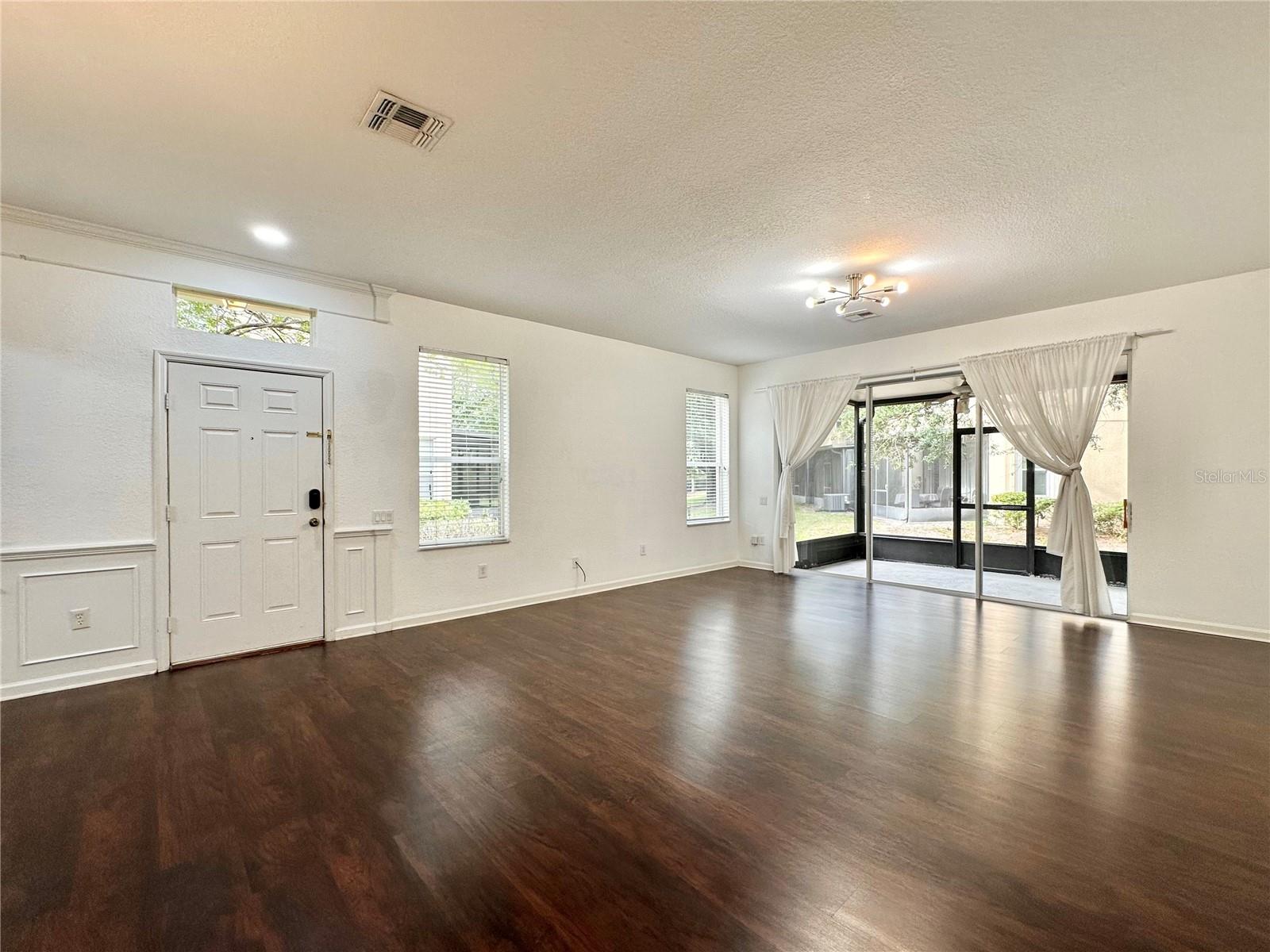 STONEBRIDGE LAKES CONDOS - Residential