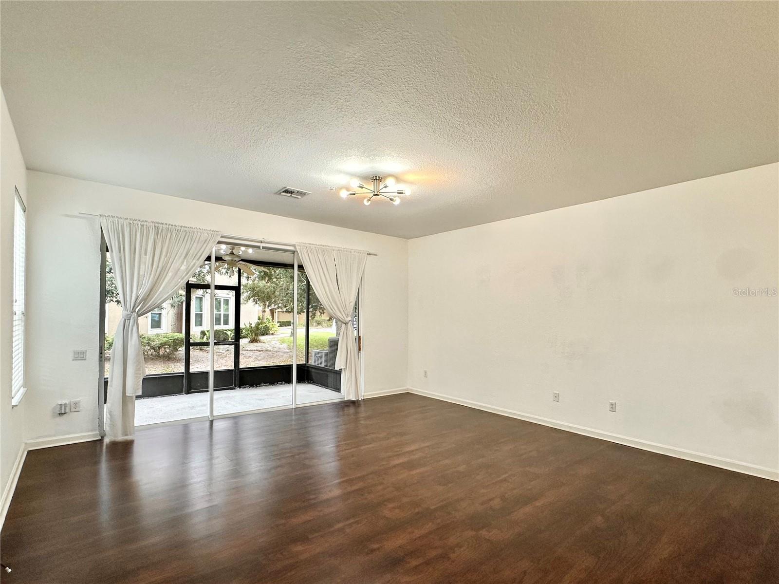 STONEBRIDGE LAKES CONDOS - Residential