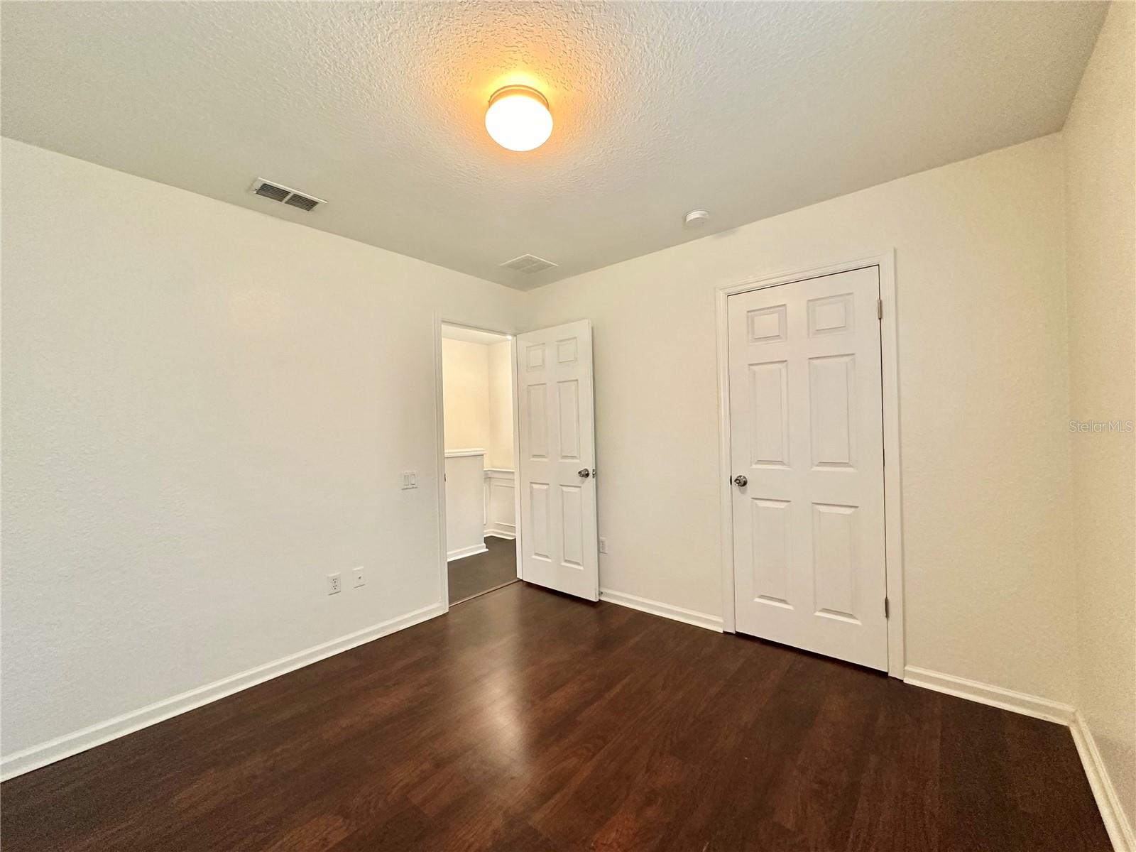 STONEBRIDGE LAKES CONDOS - Residential