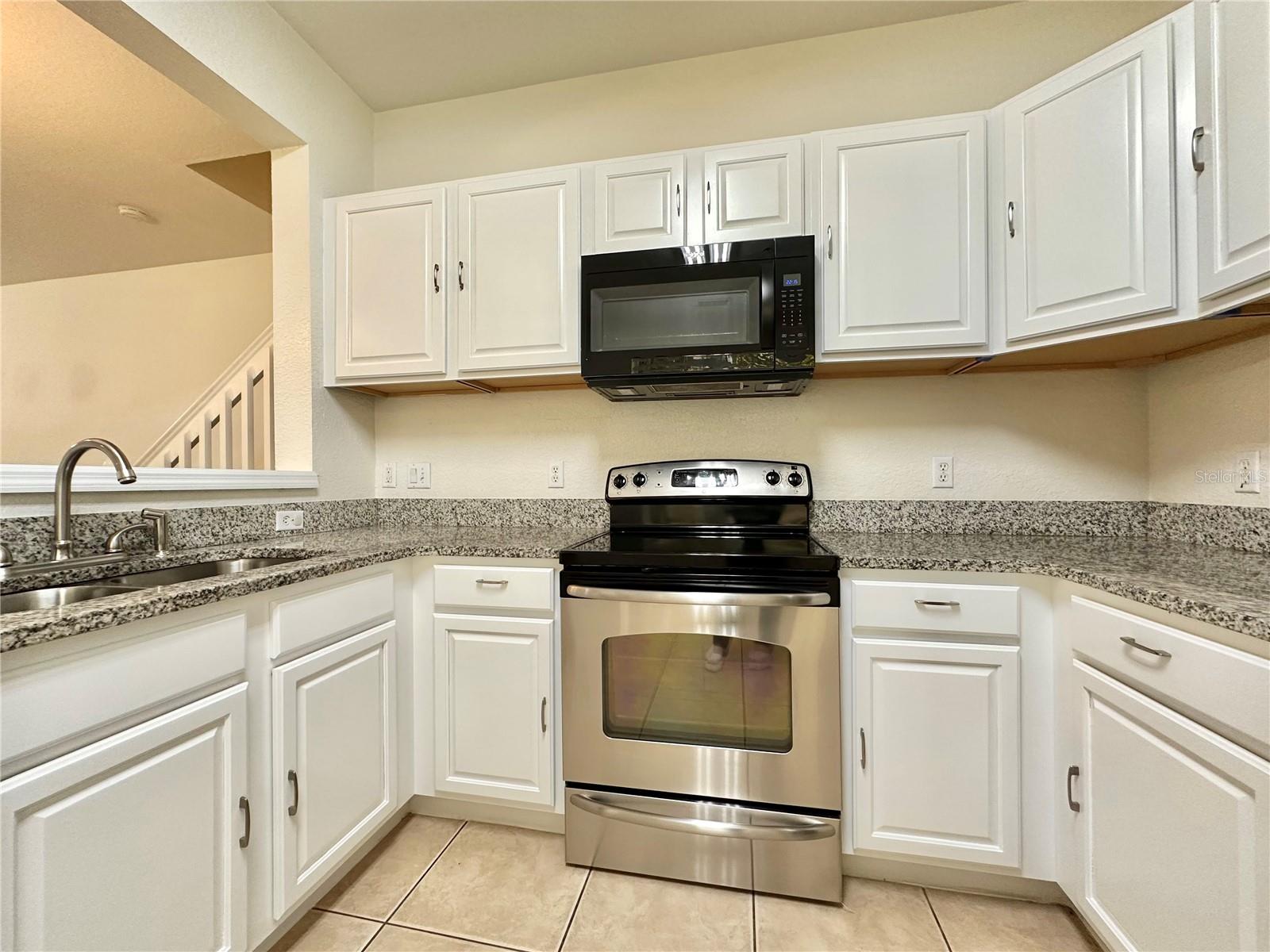 STONEBRIDGE LAKES CONDOS - Residential