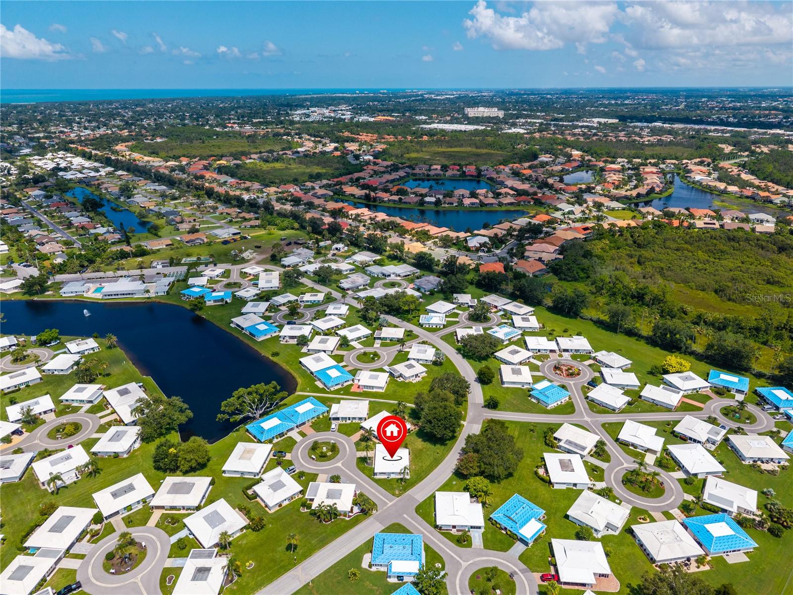 CIRCLE WOODS OF VENICE 1 - Residential