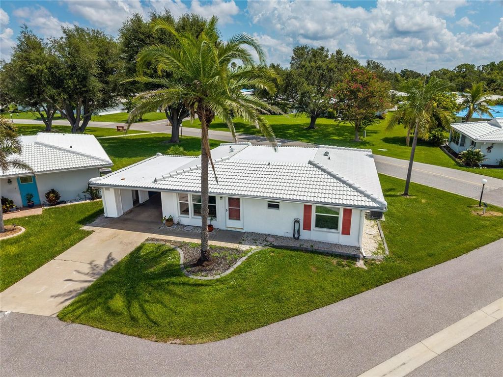 Photo of 541 Circlewood Drive #R9, Venice, FL 34293 (MLS # N6139938)