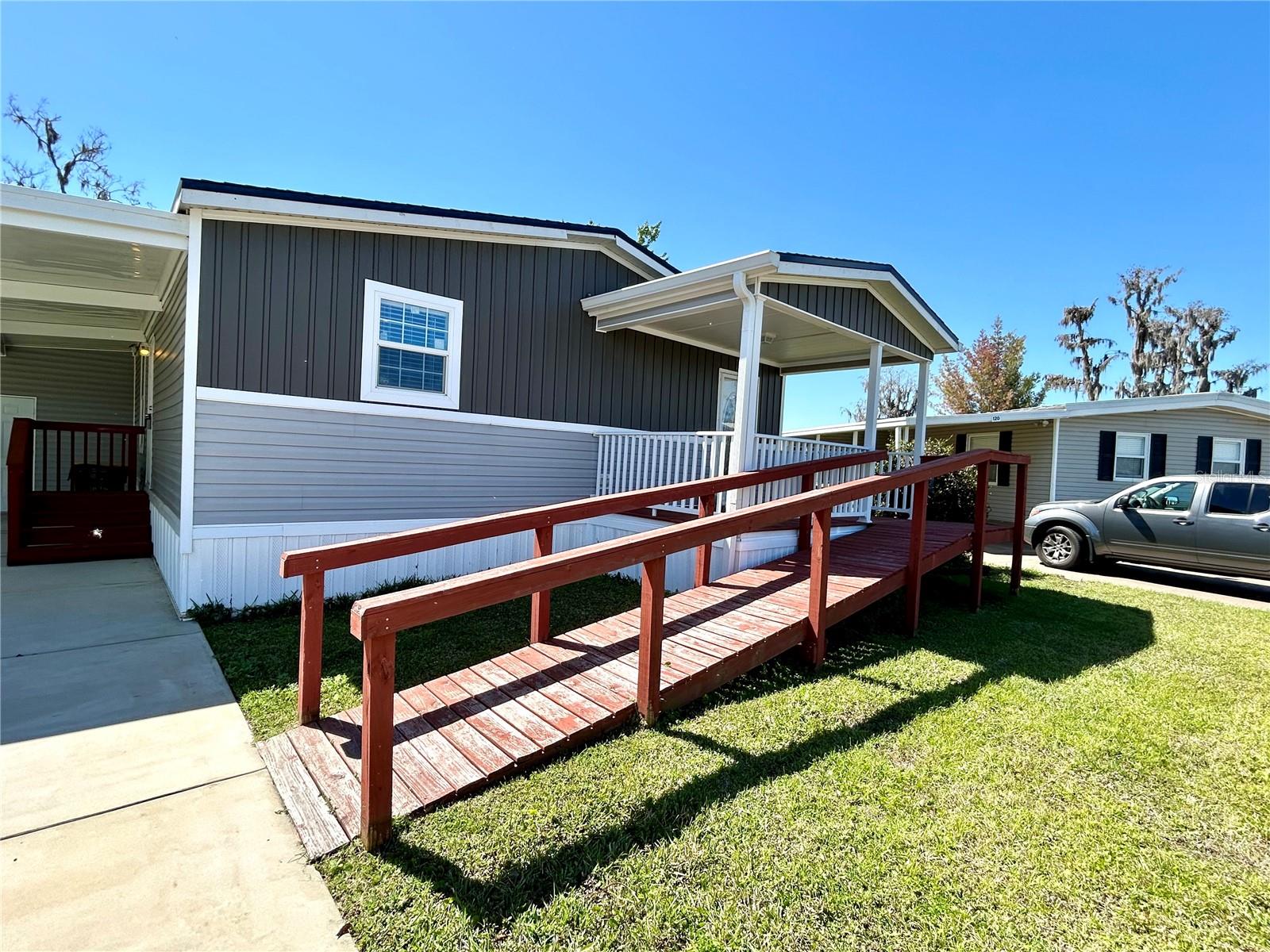 1401 W HIGHWAY 50 119