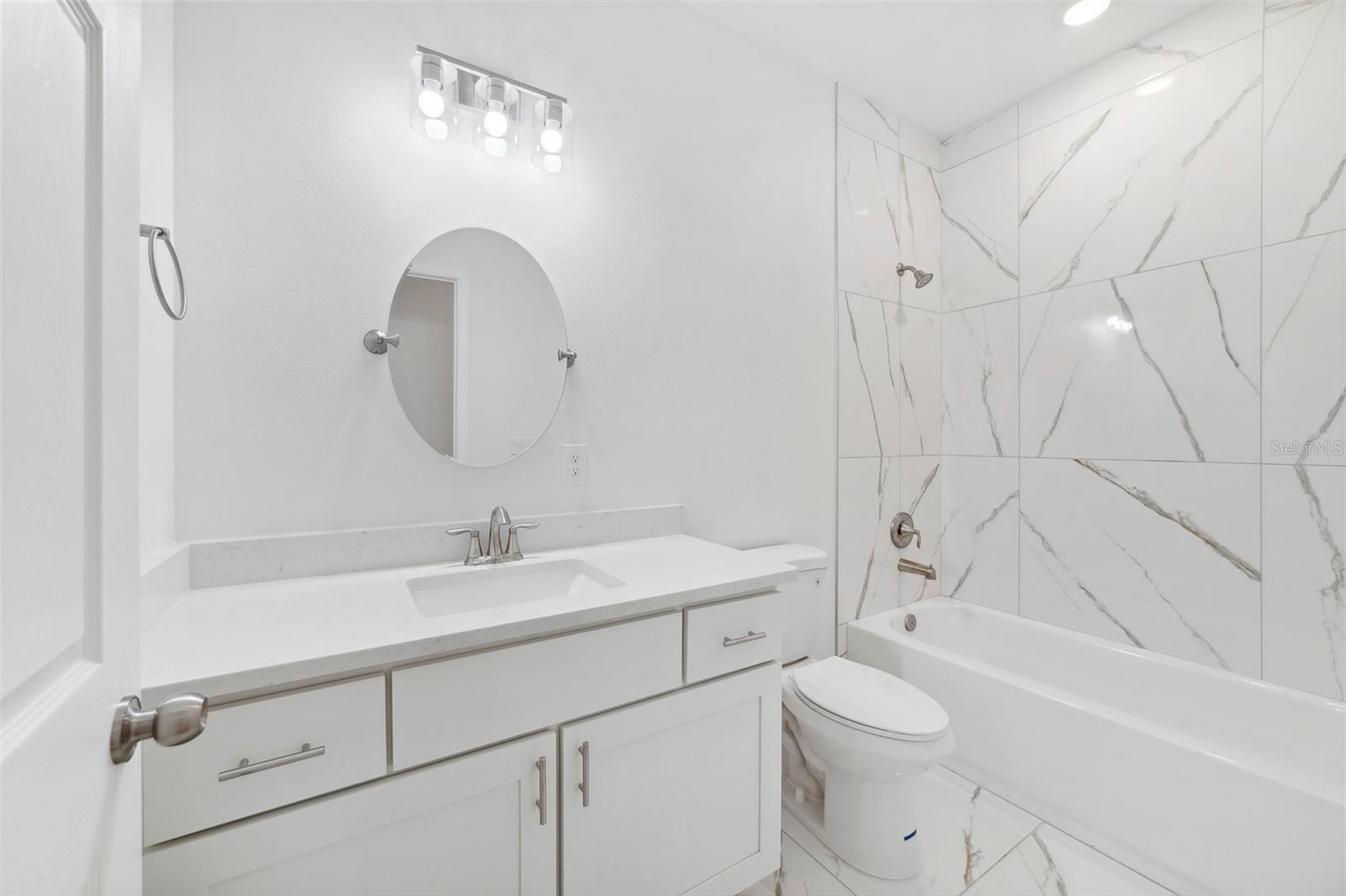 LINCOLN PARK SUB - Residential