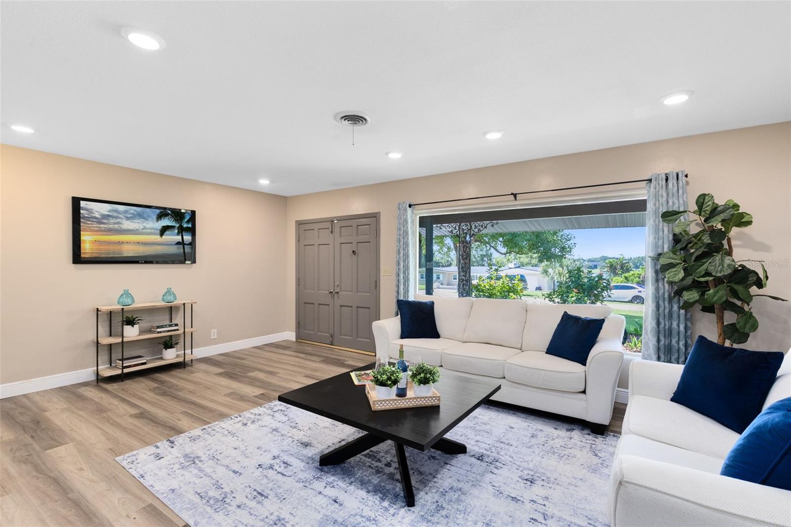 503 LAKE SHORE DRIVE