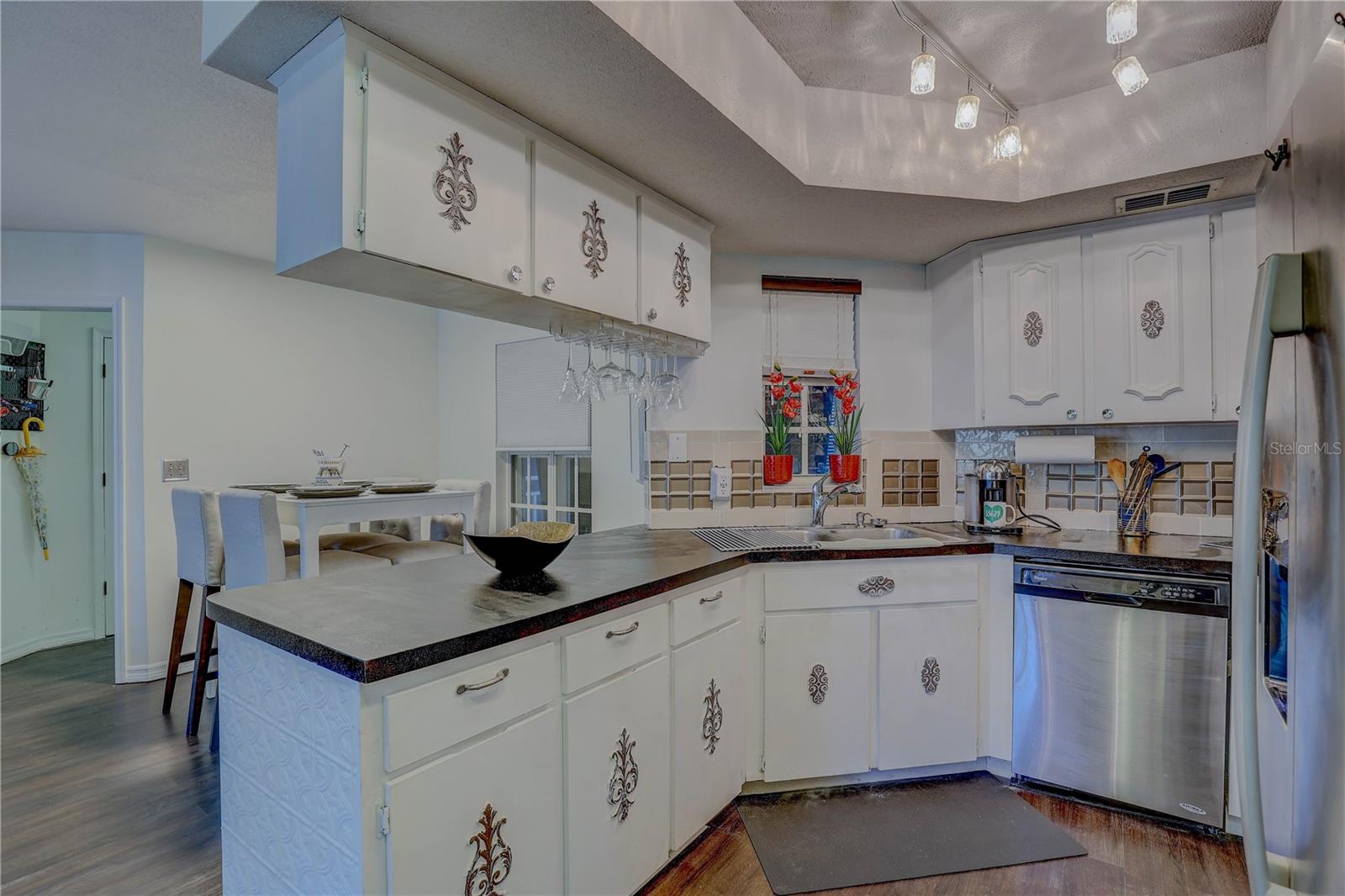 BAYSHORE PLACE A CONDO - Residential