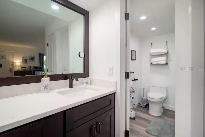 7150 N TAMIAMI TRAIL C-128