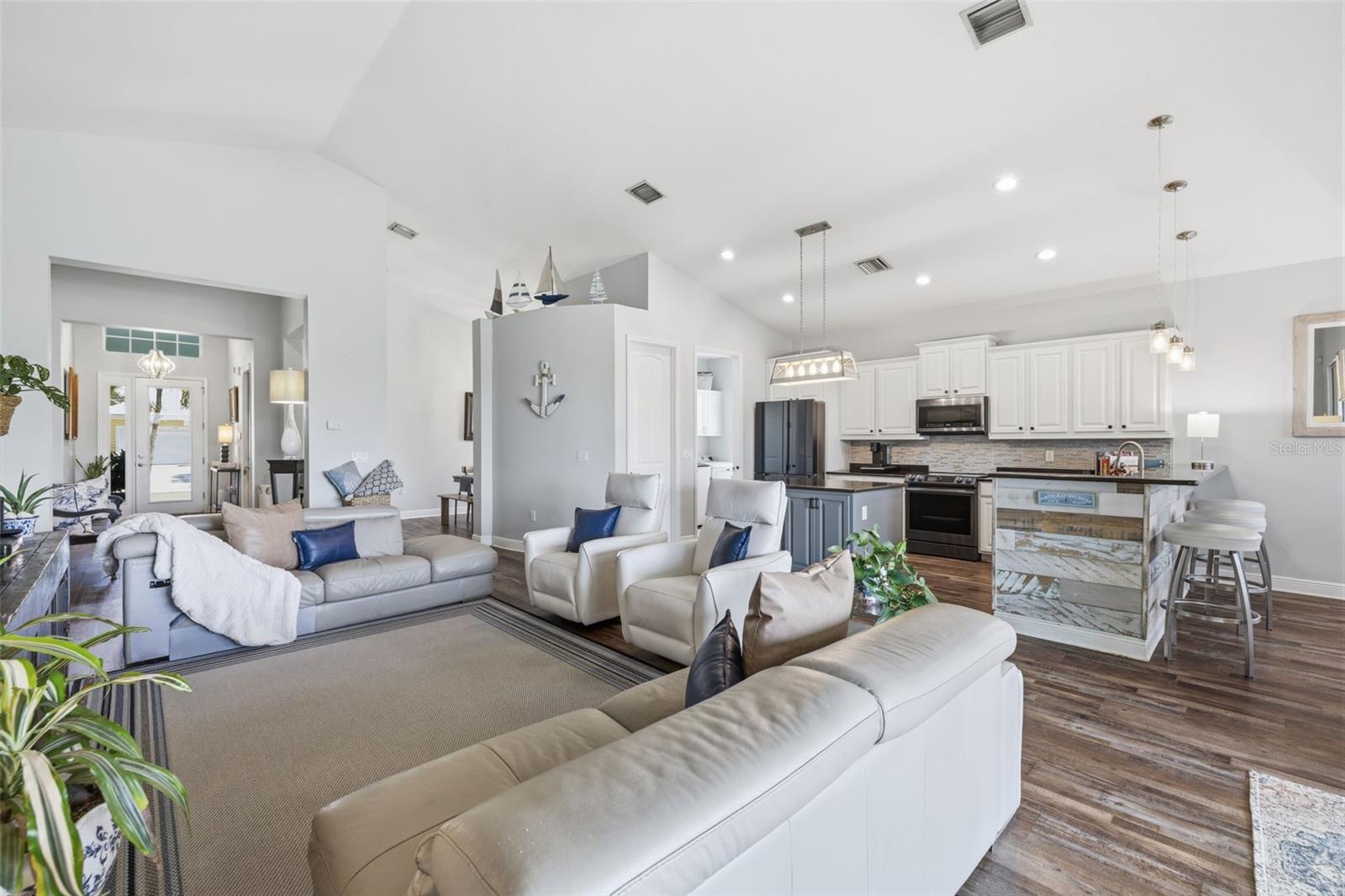 BIMINI BAY - Residential