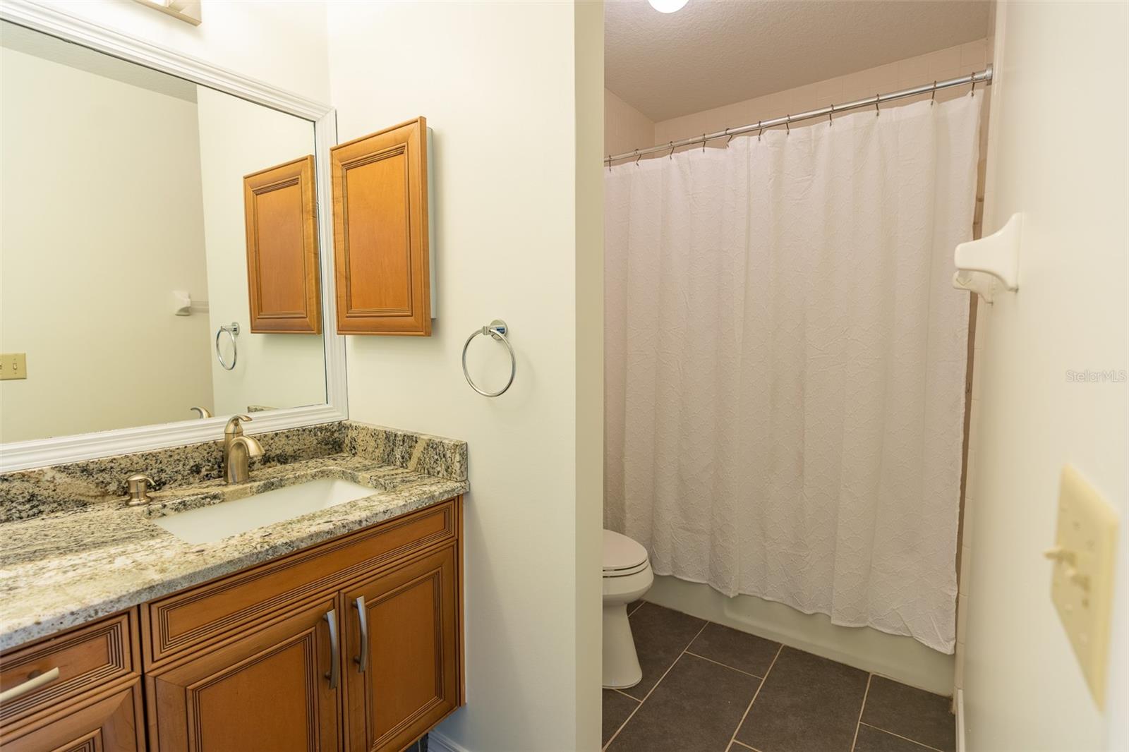 TRAILS WEST PH 02 UNIT 08B - Residential