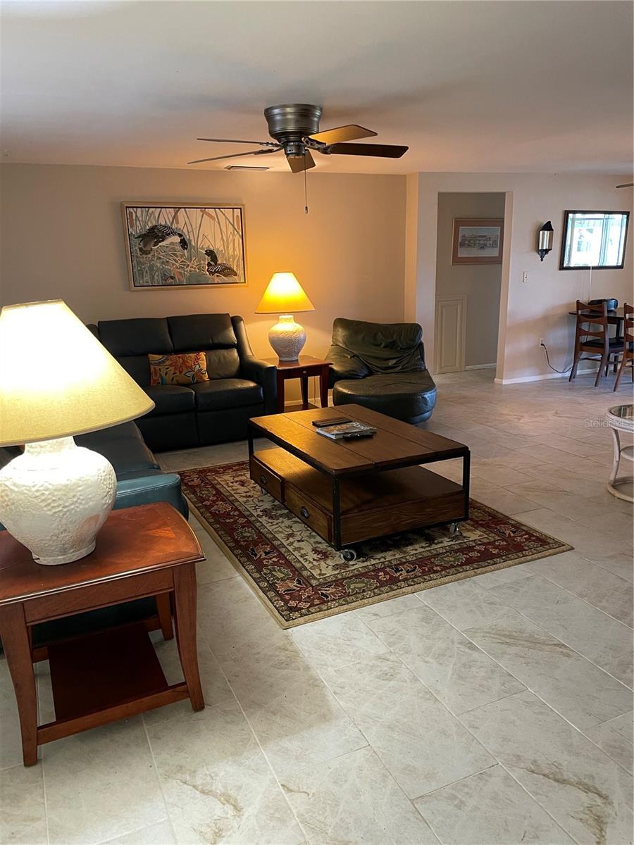 SOUTH VENICE - Residential Lease