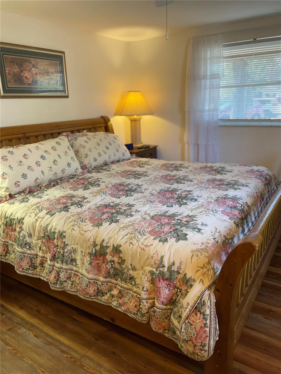 SOUTH VENICE - Residential Lease