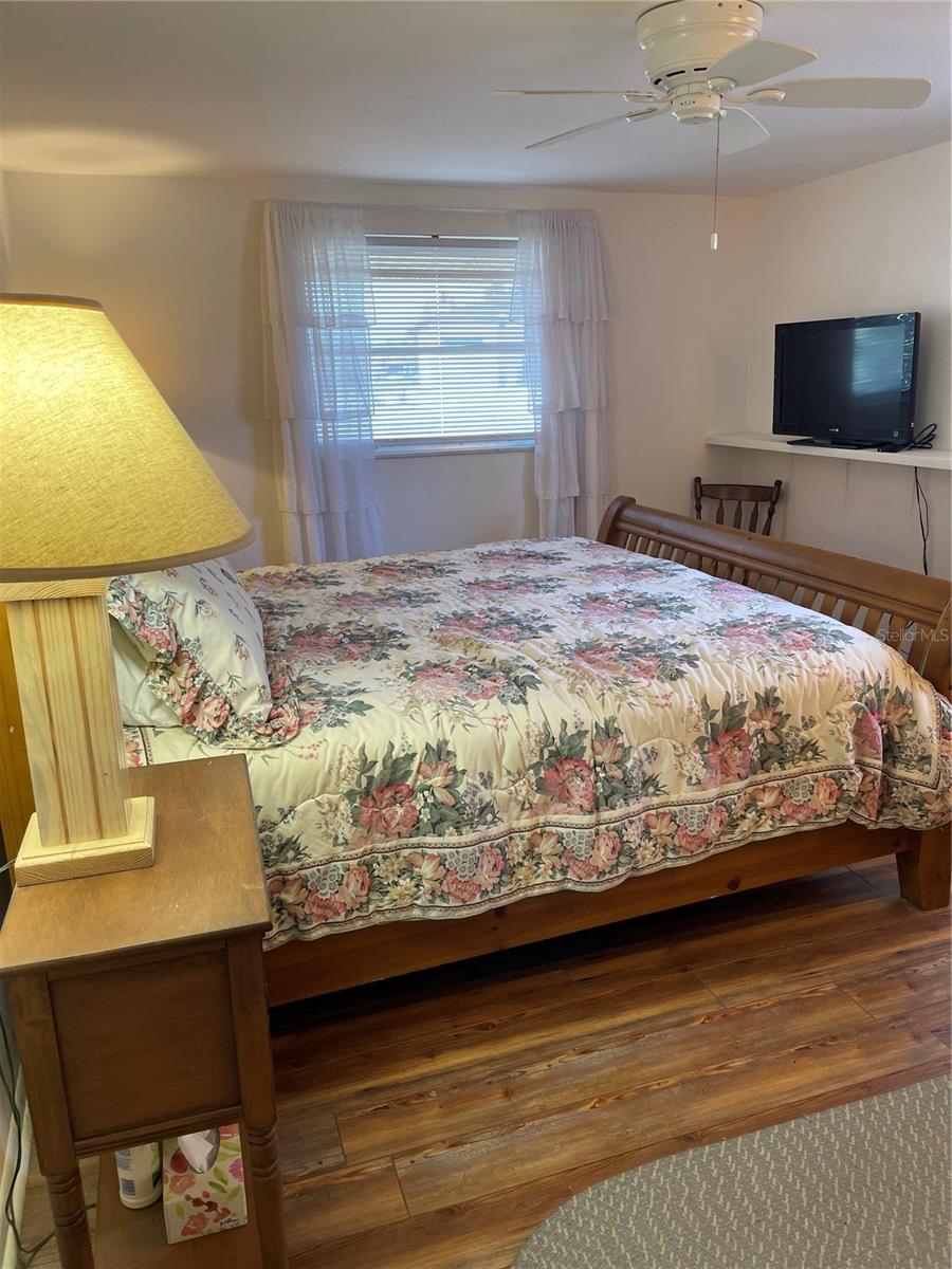 SOUTH VENICE - Residential Lease