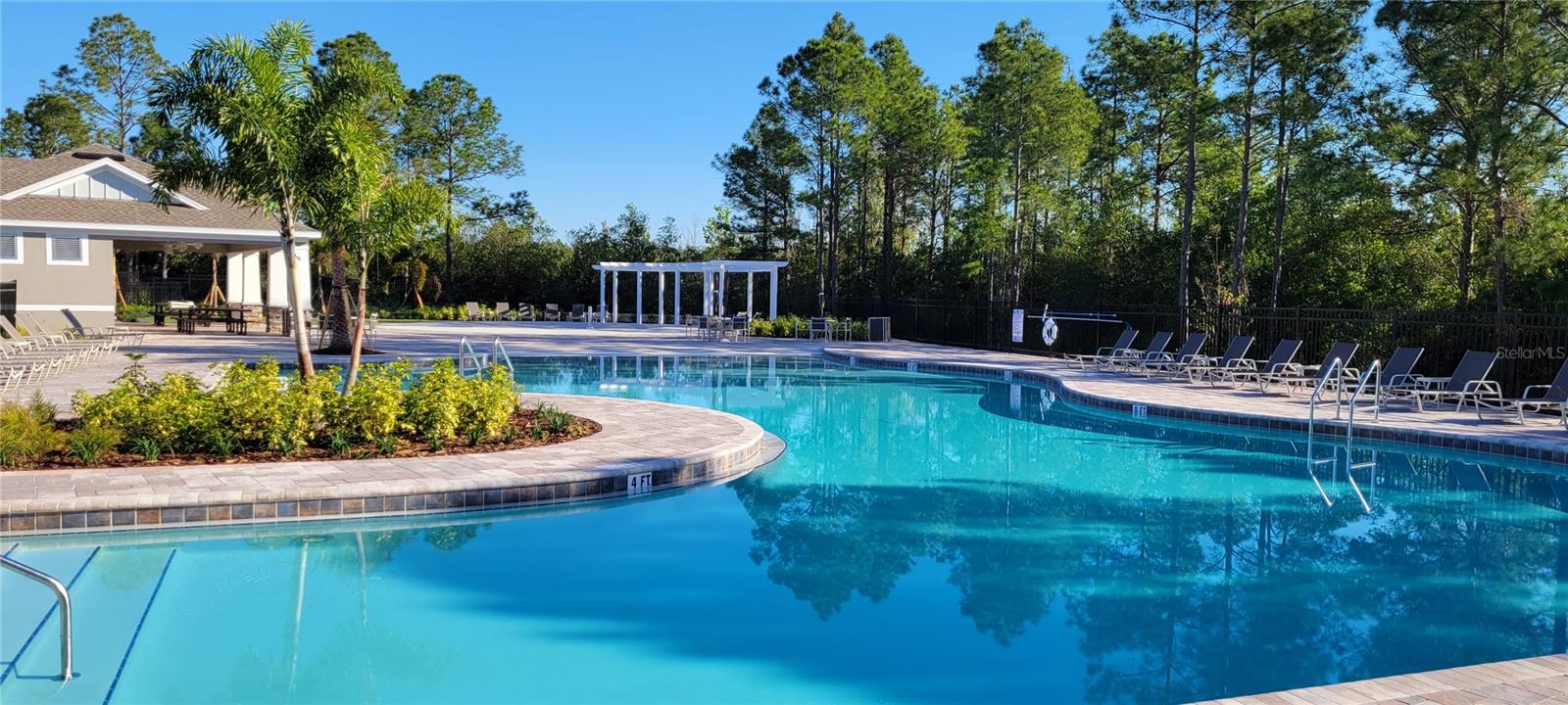 WINDING BAY PH 3 - Residential Lease