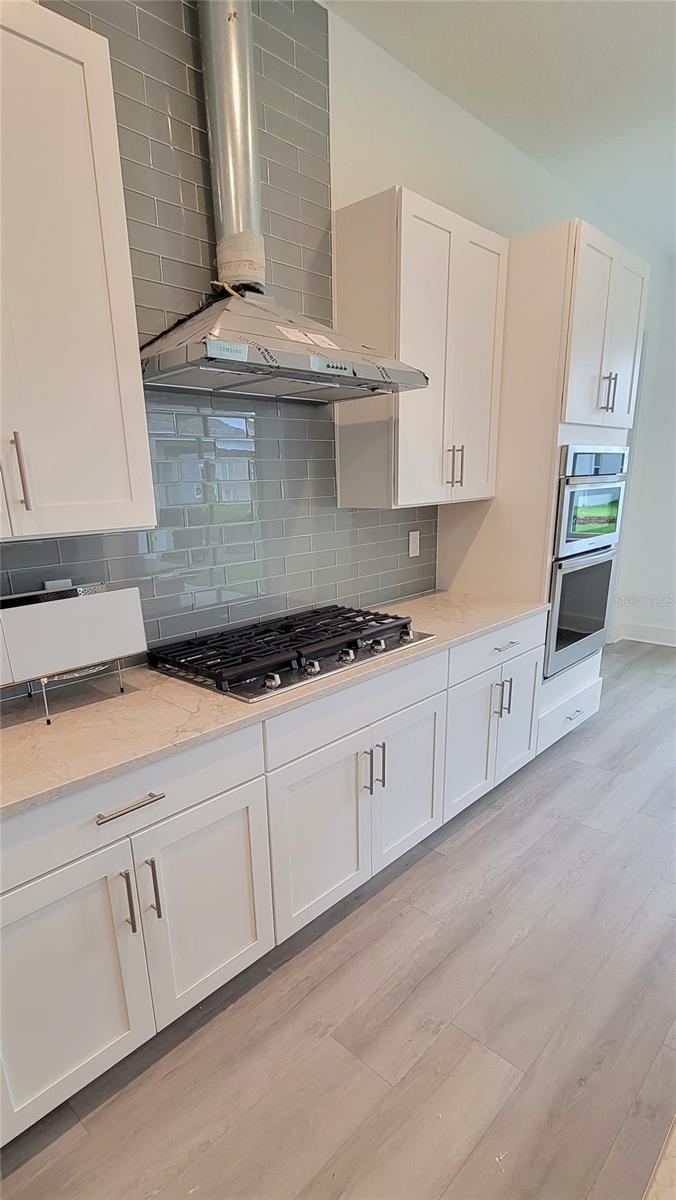 WINDING BAY PH 3 - Residential Lease