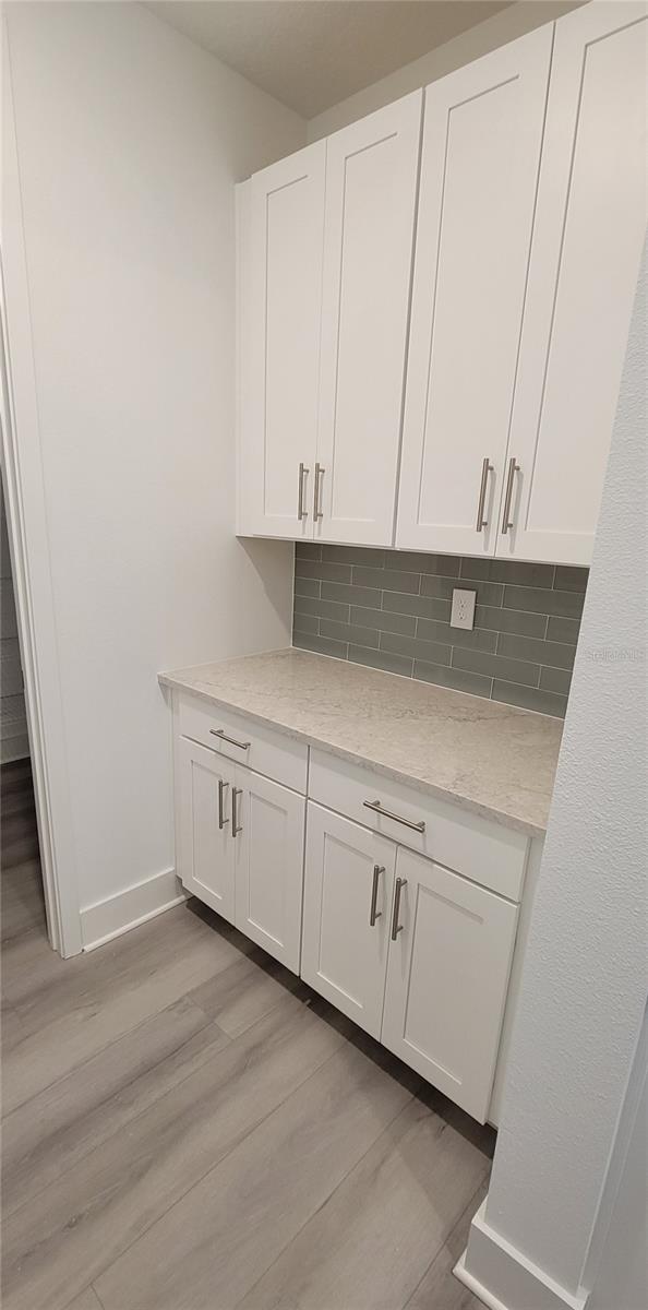 WINDING BAY PH 3 - Residential Lease