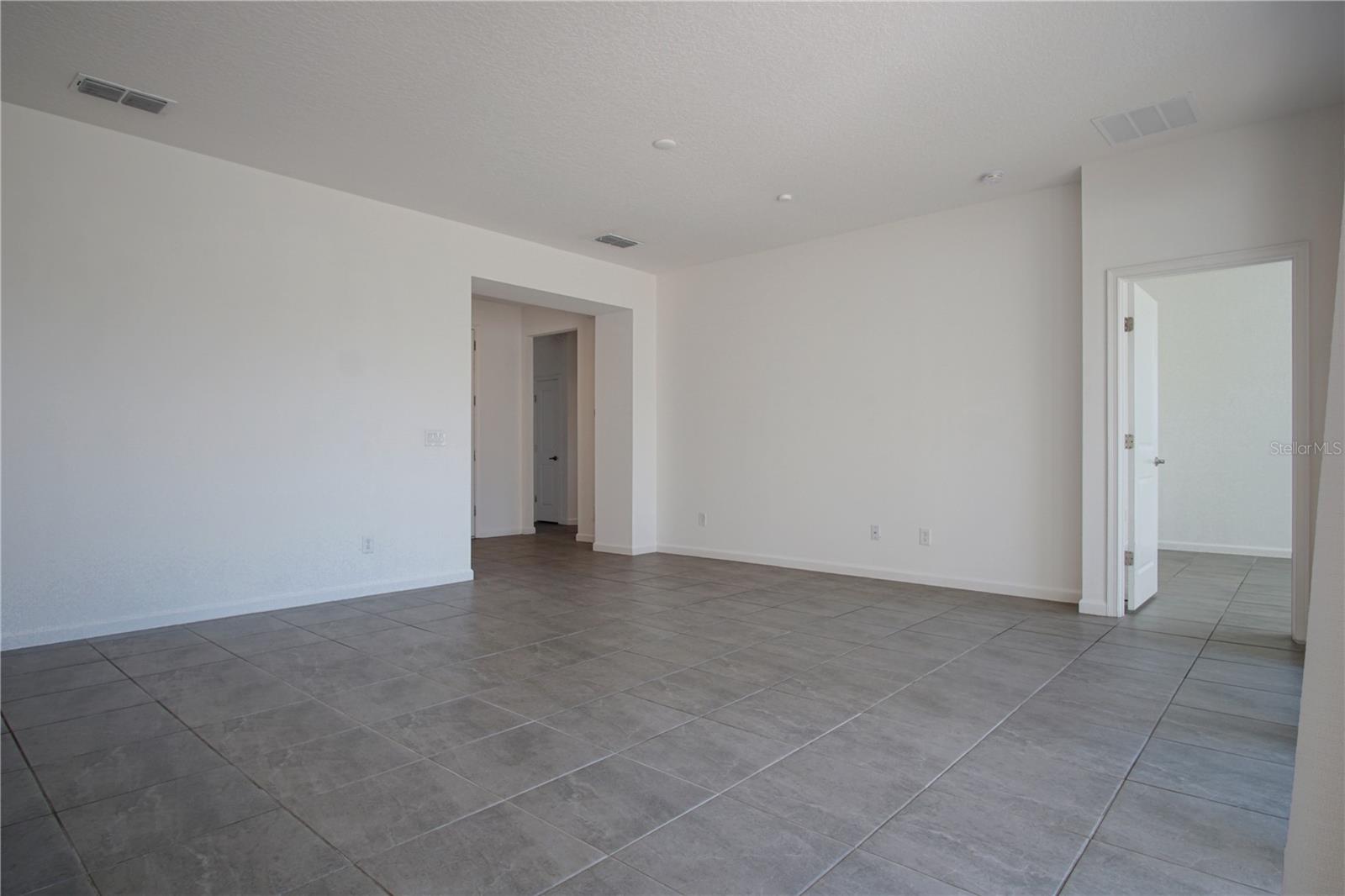 REDBRIDGE SQUARE - Residential Lease