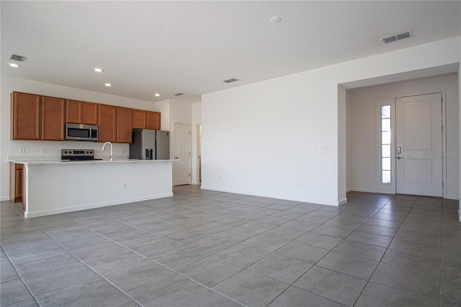 REDBRIDGE SQUARE - Residential Lease