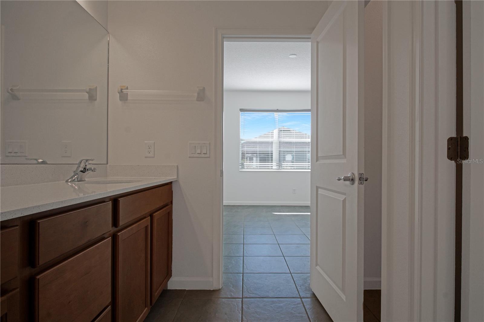 REDBRIDGE SQUARE - Residential Lease