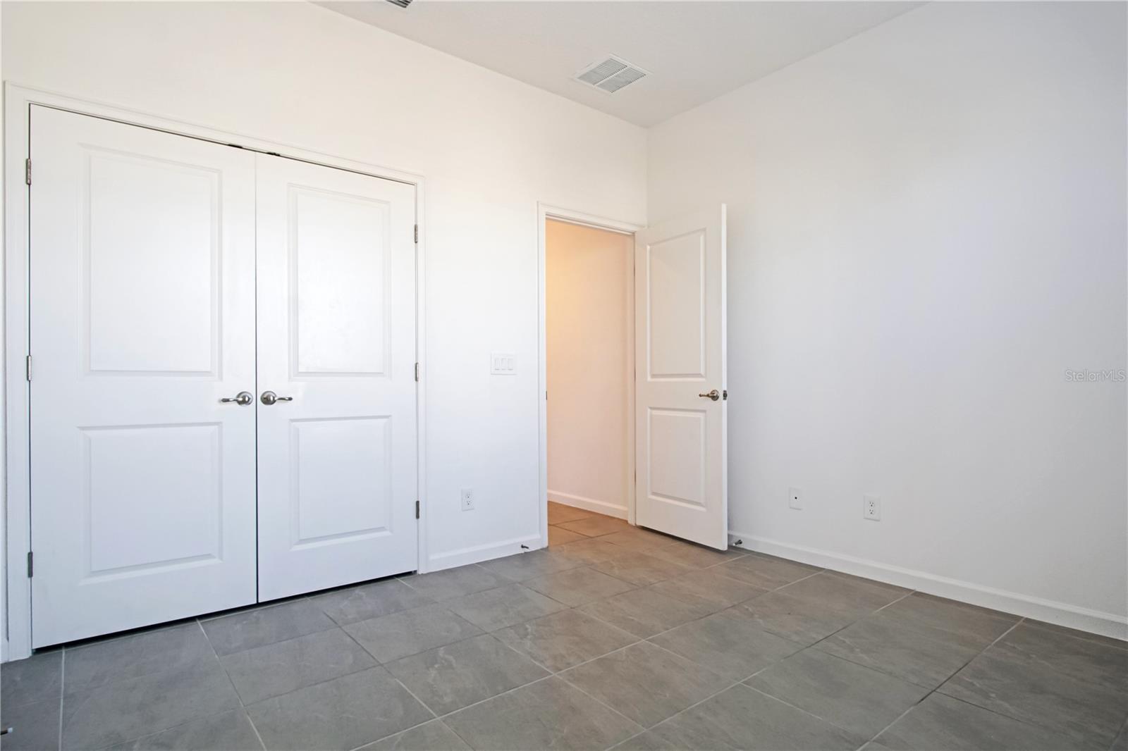 REDBRIDGE SQUARE - Residential Lease