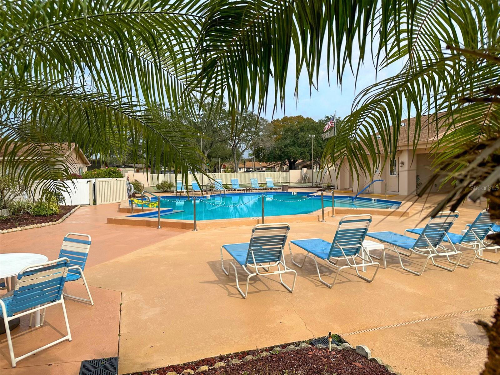 HOLIDAY LAKE VILLAS CONDO - Residential