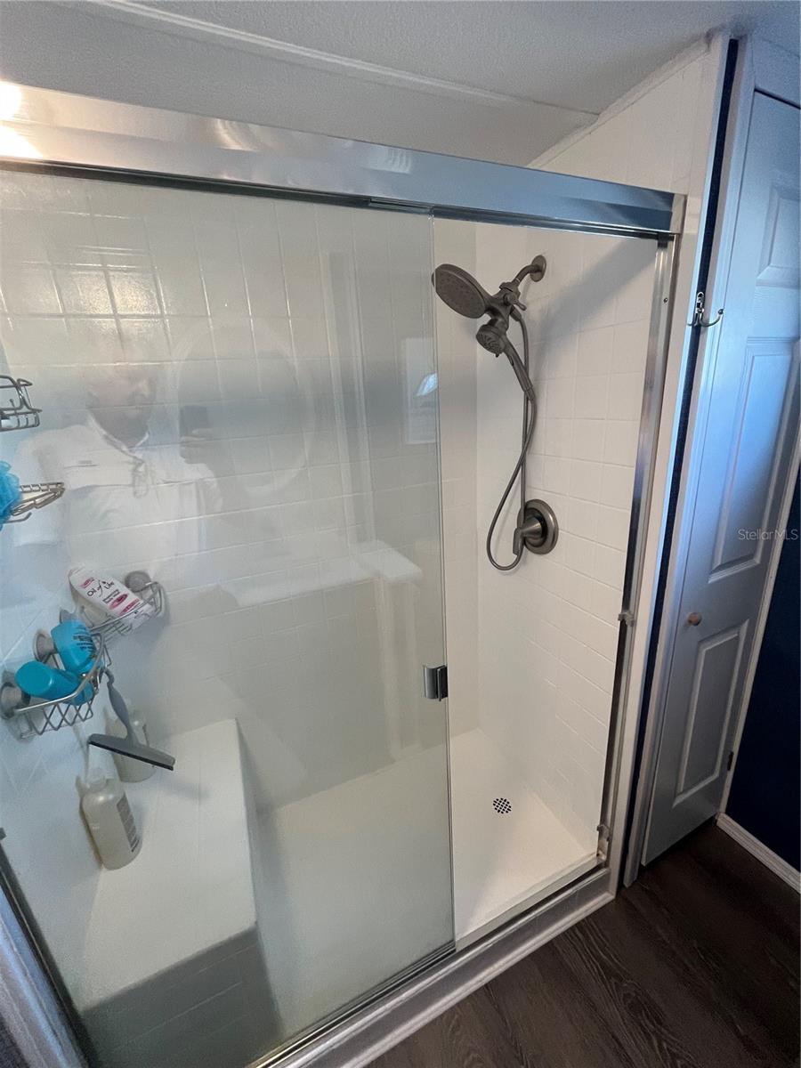 VENICE ISLE - Residential