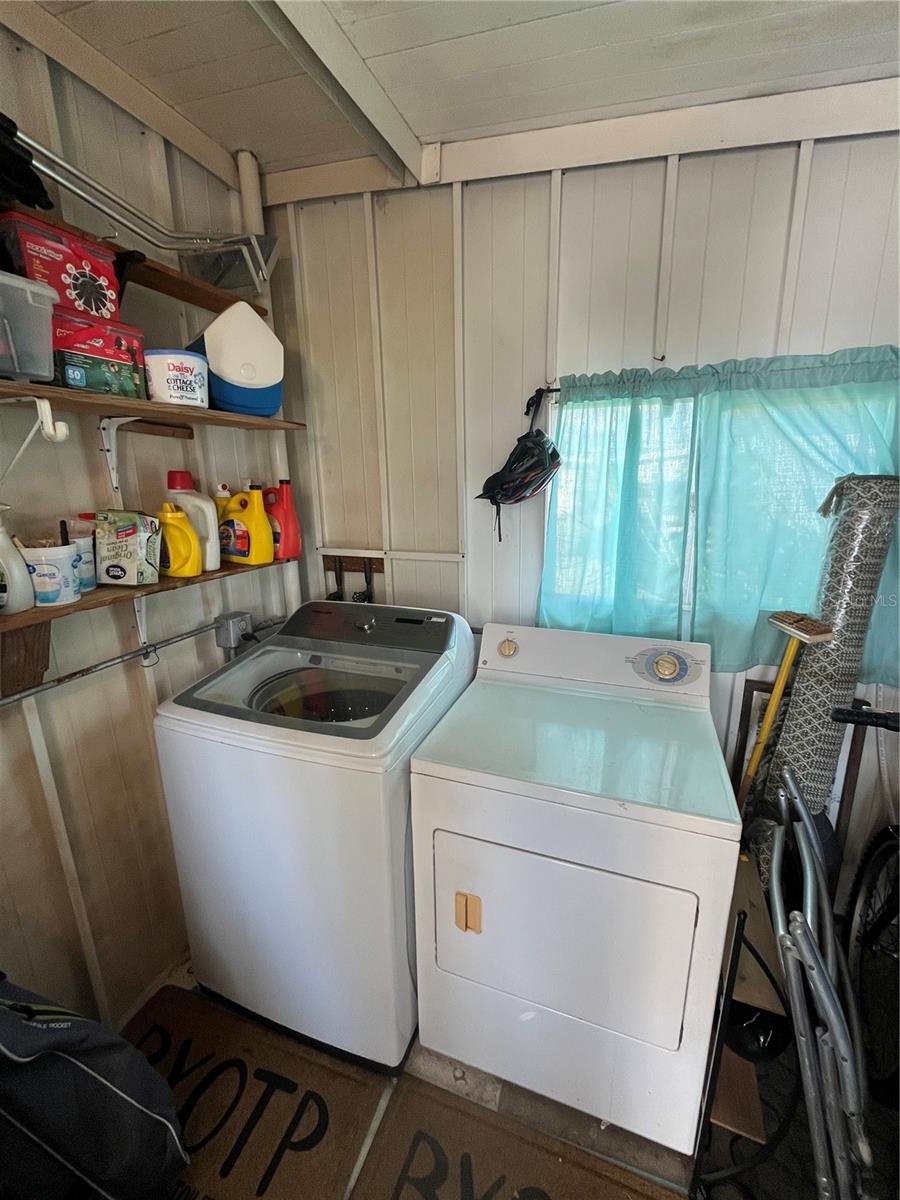 VENICE ISLE - Residential