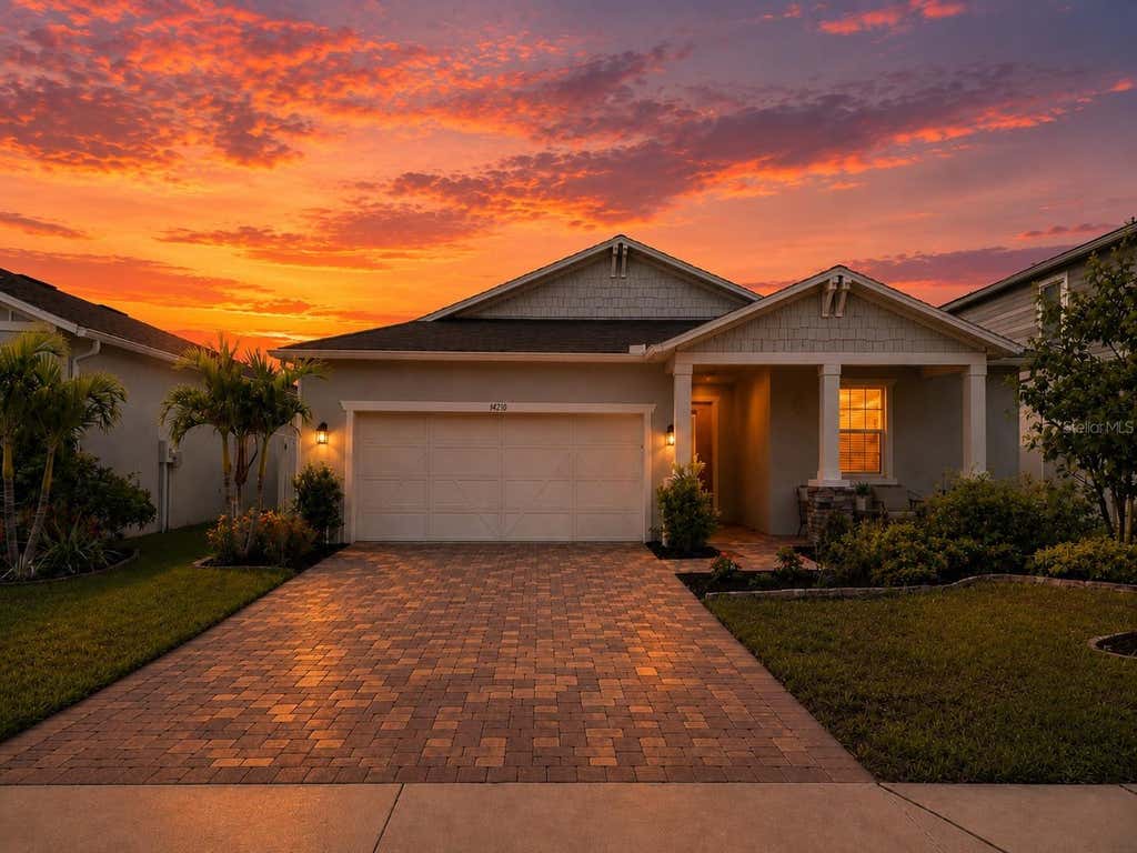 Photo of 14210 59th Circle E, Bradenton, FL 34211 (MLS # A4700814)