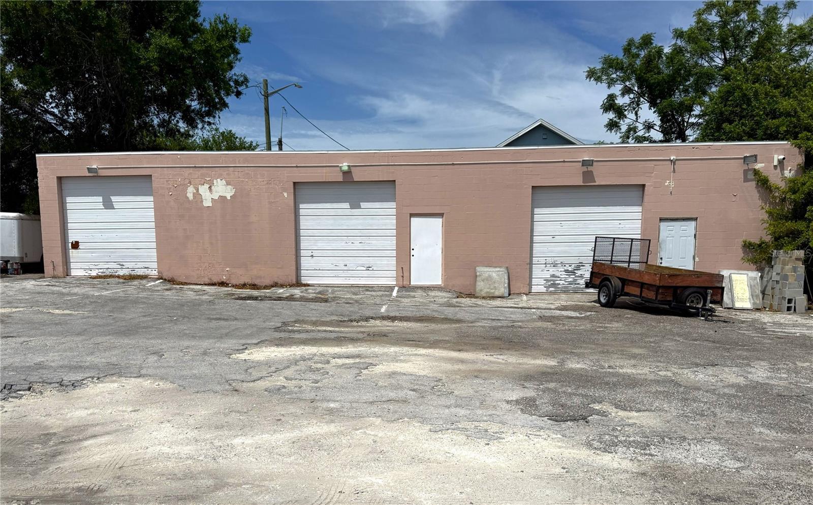 9933 SEMINOLE BOULEVARD