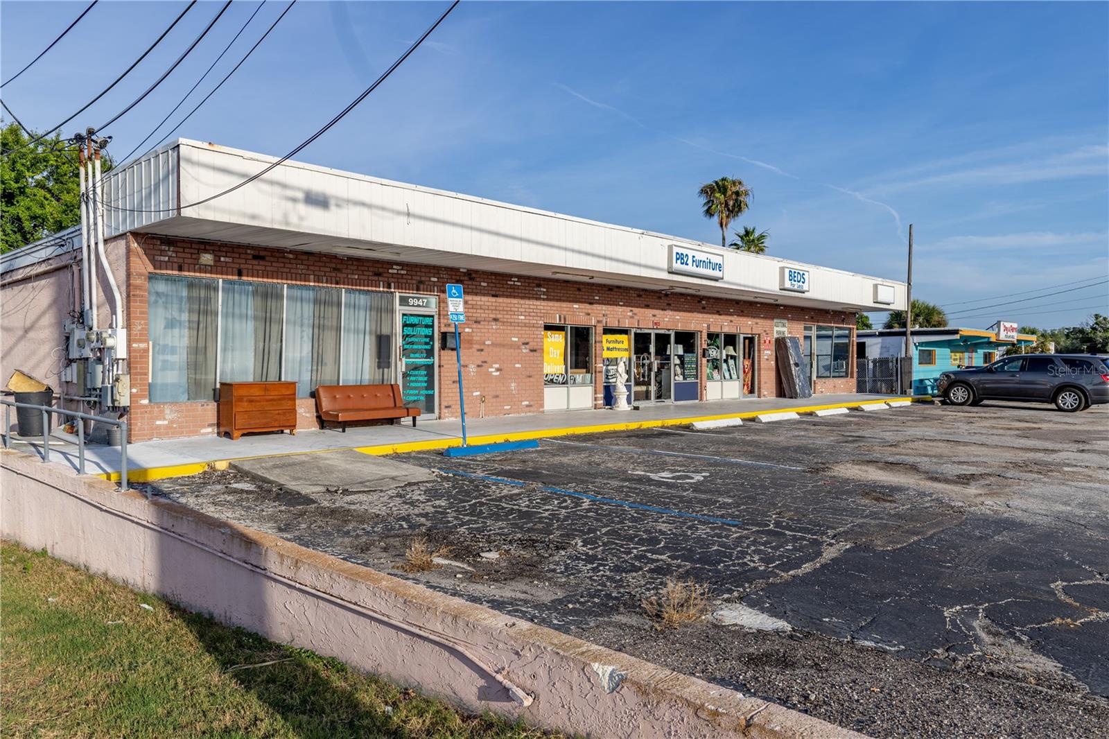 9933 SEMINOLE BOULEVARD
