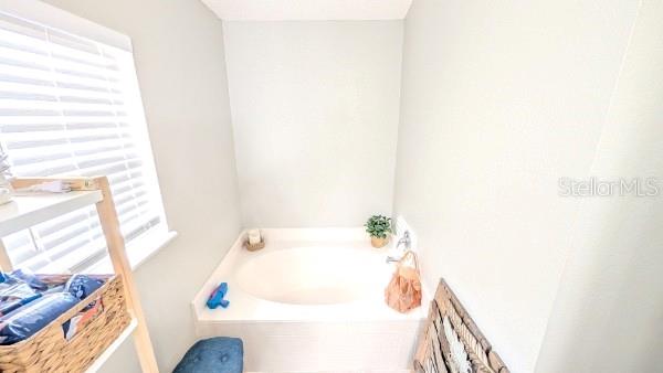 CROWN COLONY SUB - Residential Lease