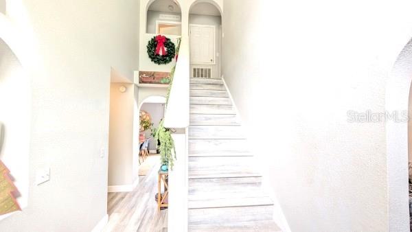 CROWN COLONY SUB - Residential Lease