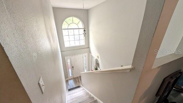 CROWN COLONY SUB - Residential Lease