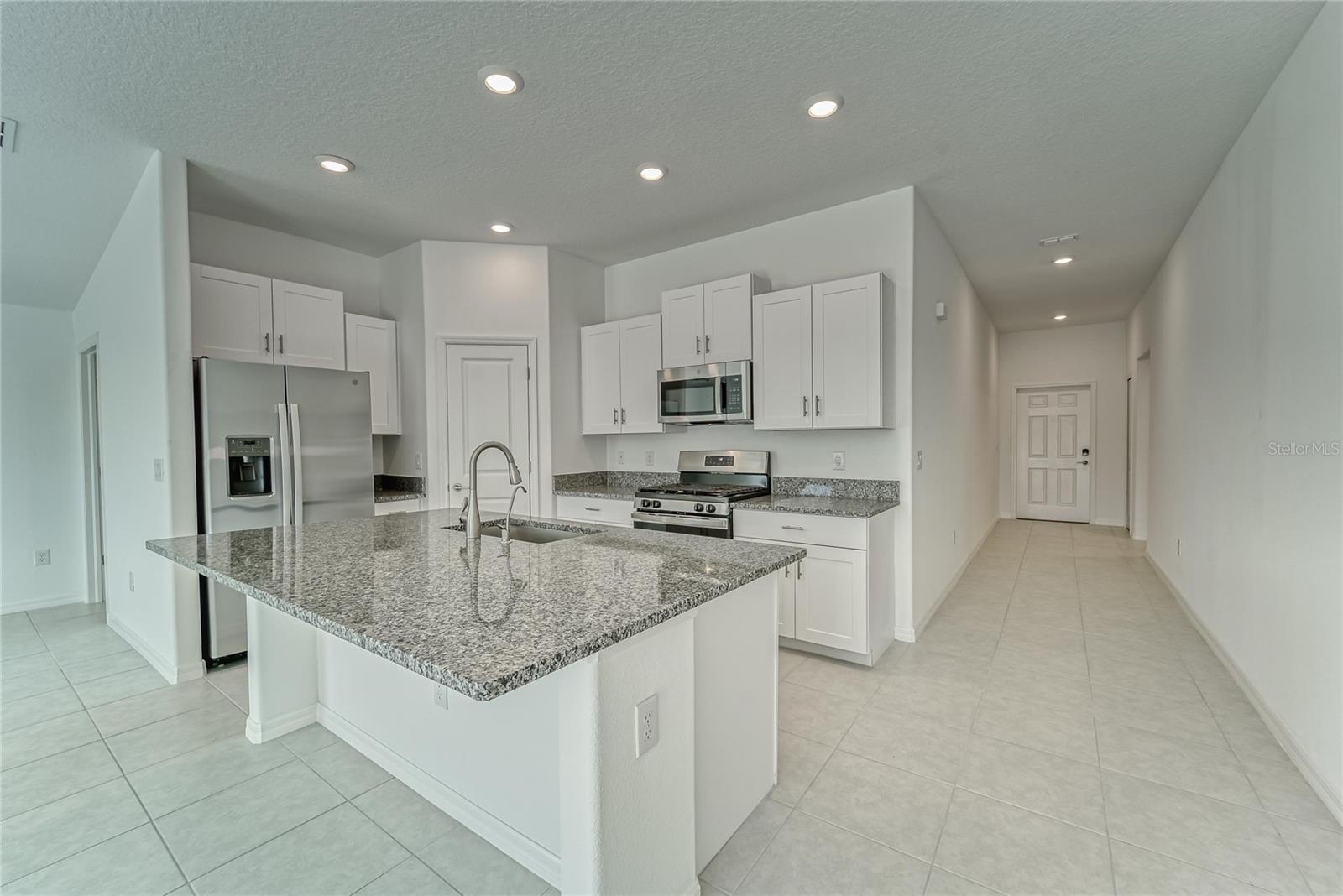 10245 SHADY PRESERVE DRIVE