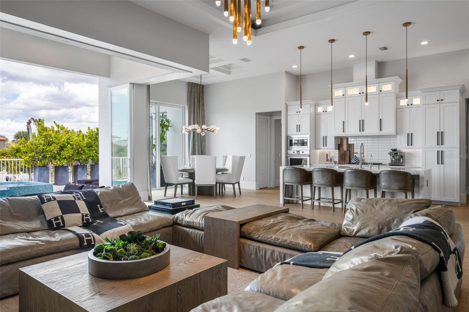 AQUALANE ESTATES 1ST UNIT - Residential