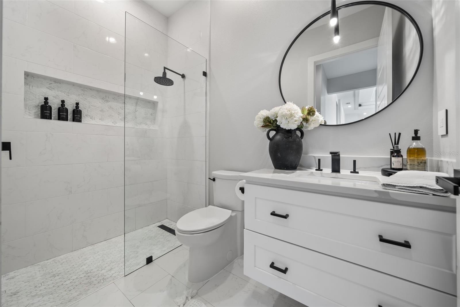 AQUALANE ESTATES 1ST UNIT - Residential