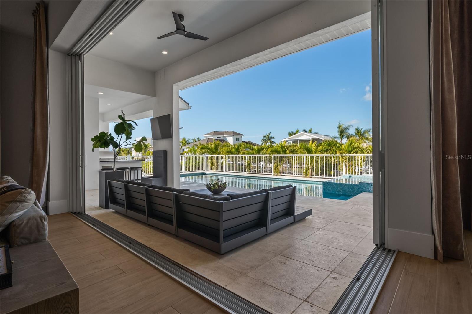 AQUALANE ESTATES 1ST UNIT - Residential