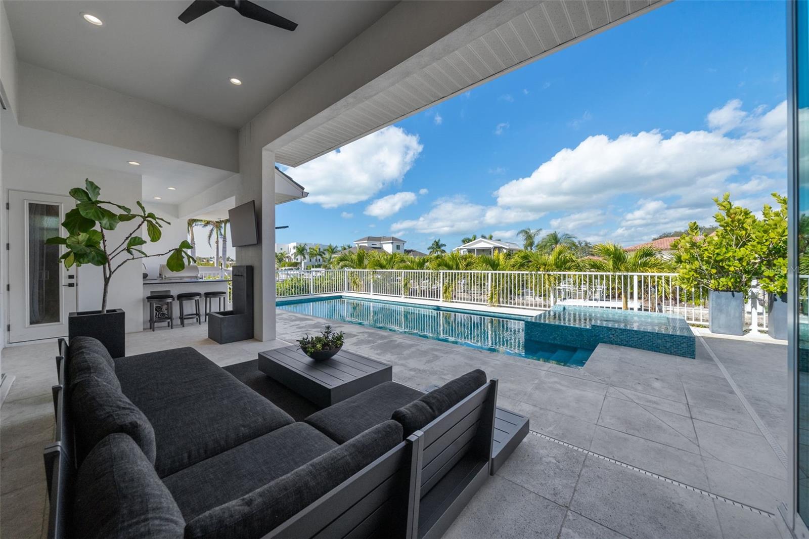 AQUALANE ESTATES 1ST UNIT - Residential