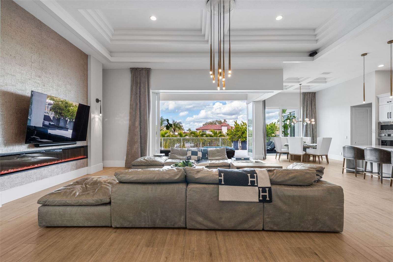 AQUALANE ESTATES 1ST UNIT - Residential