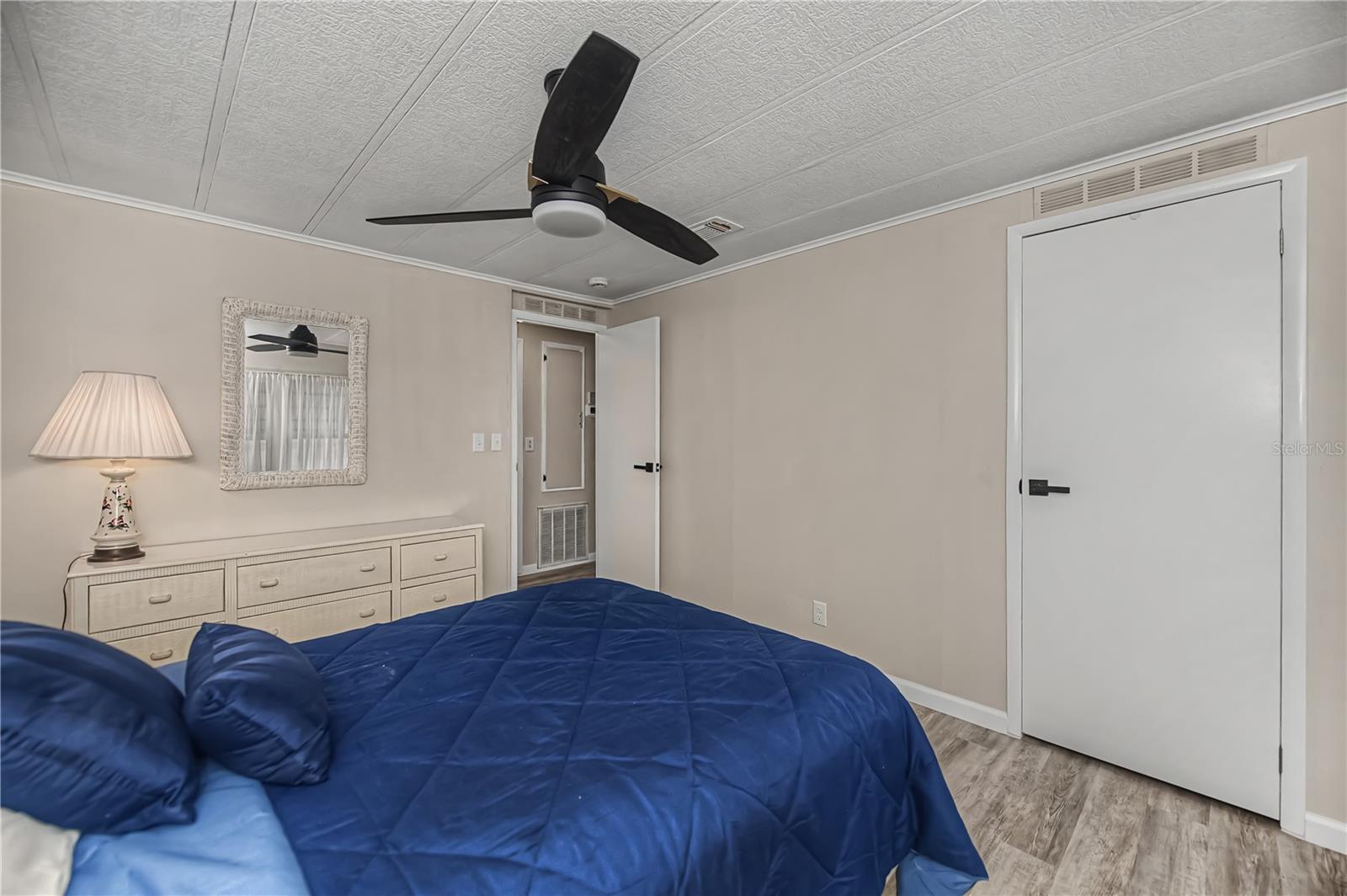 TANGERINE WOODS - Residential