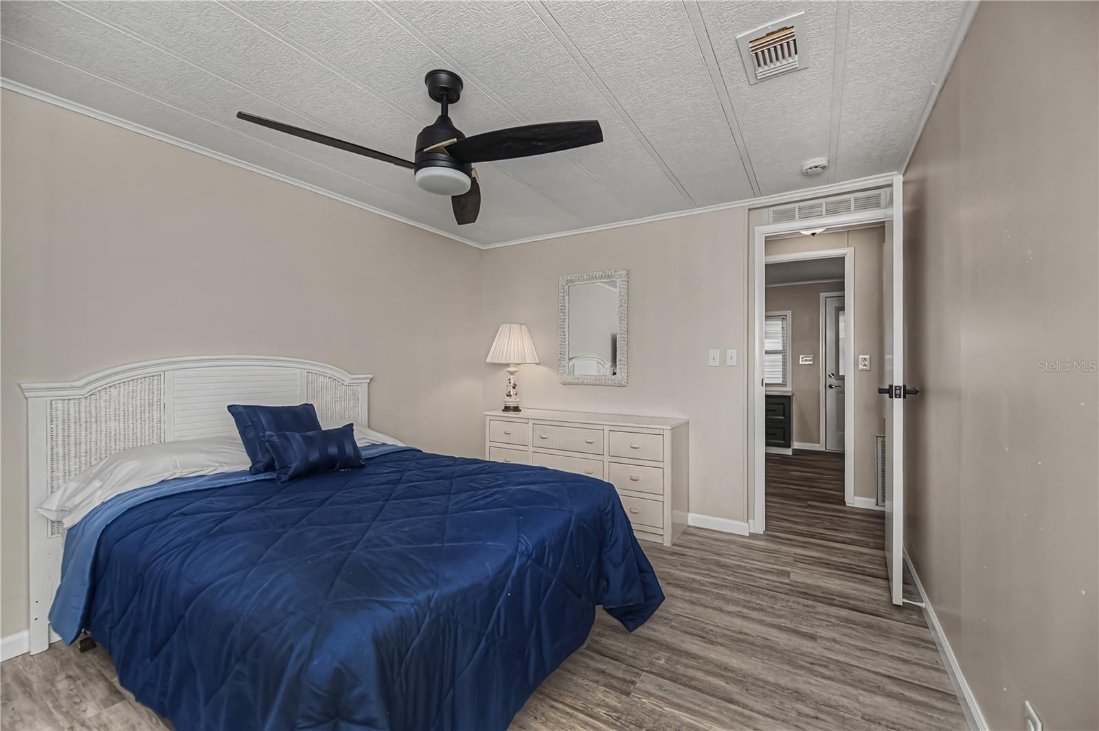 TANGERINE WOODS - Residential