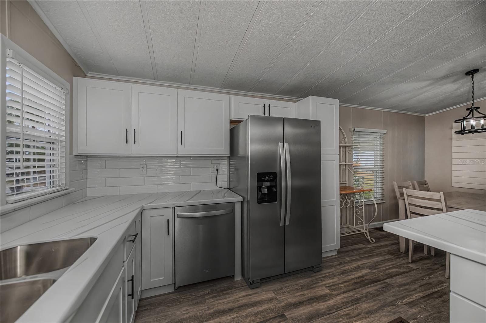 TANGERINE WOODS - Residential