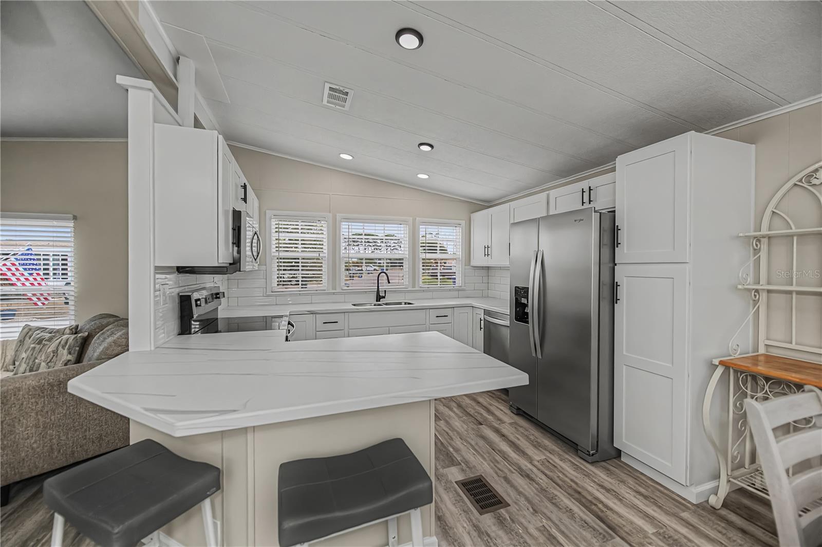 TANGERINE WOODS - Residential