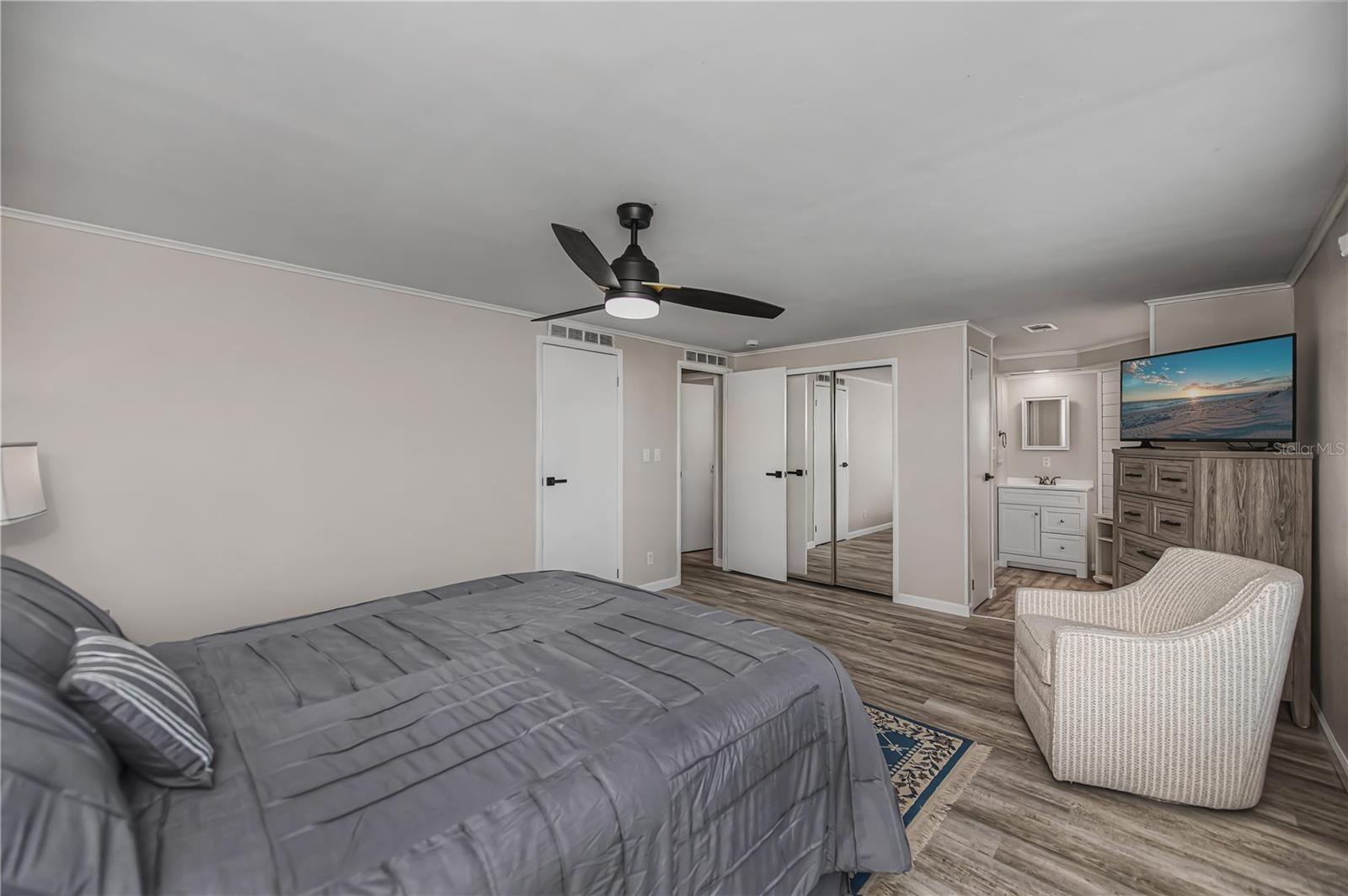 TANGERINE WOODS - Residential