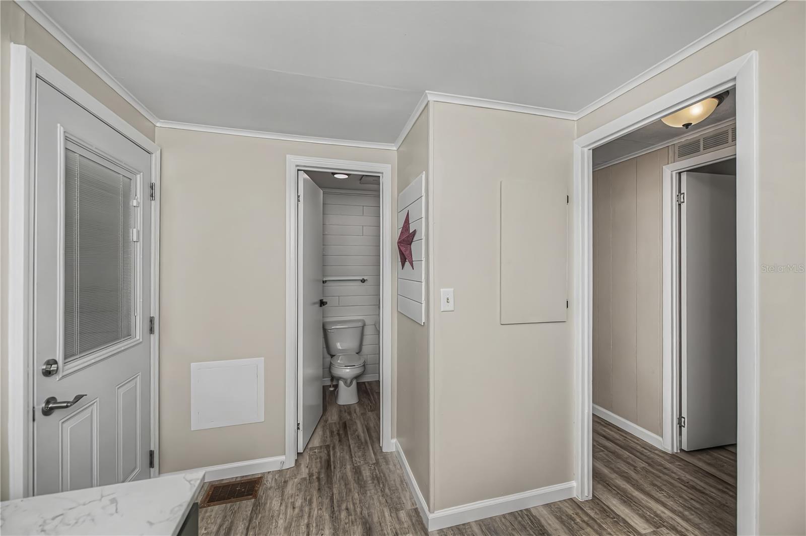 TANGERINE WOODS - Residential