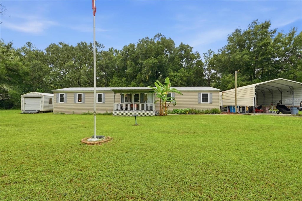 Photo of 17220 NE 28th Street, Williston, FL 32696 (MLS # OM733531)