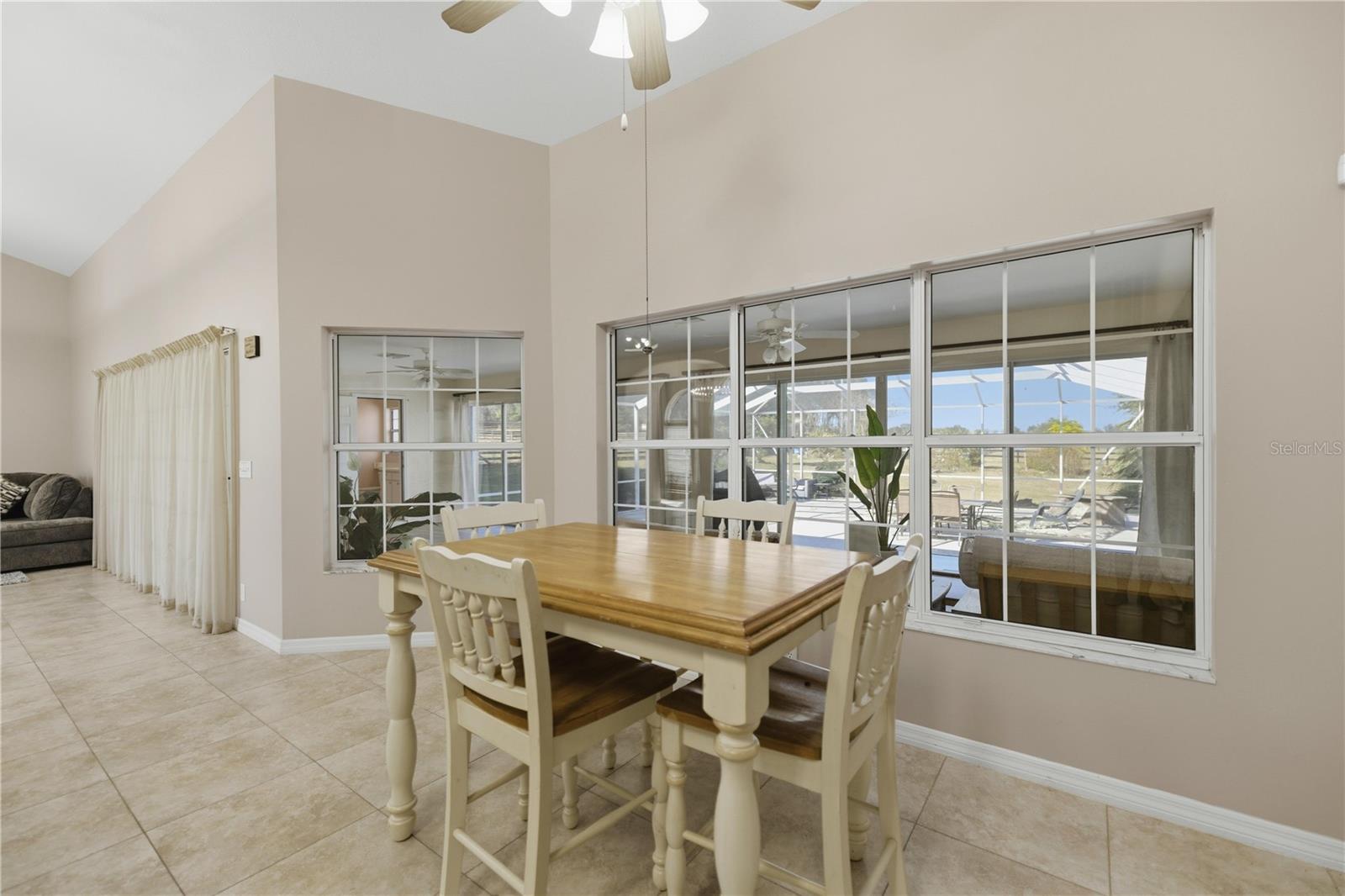 OAK TRAIL ESTATE - Residential Lease