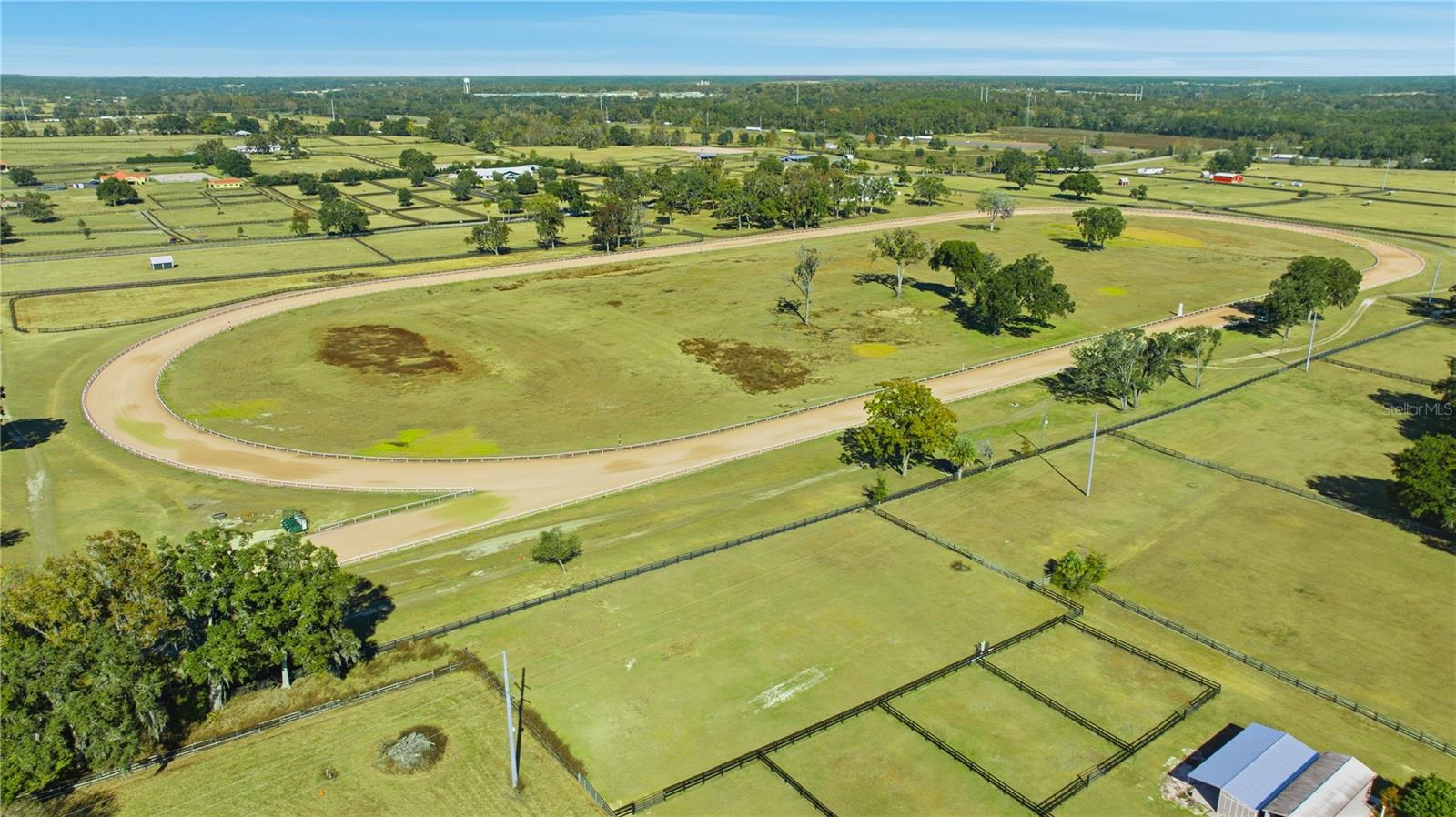 OAK TRAIL ESTATE - Residential Lease