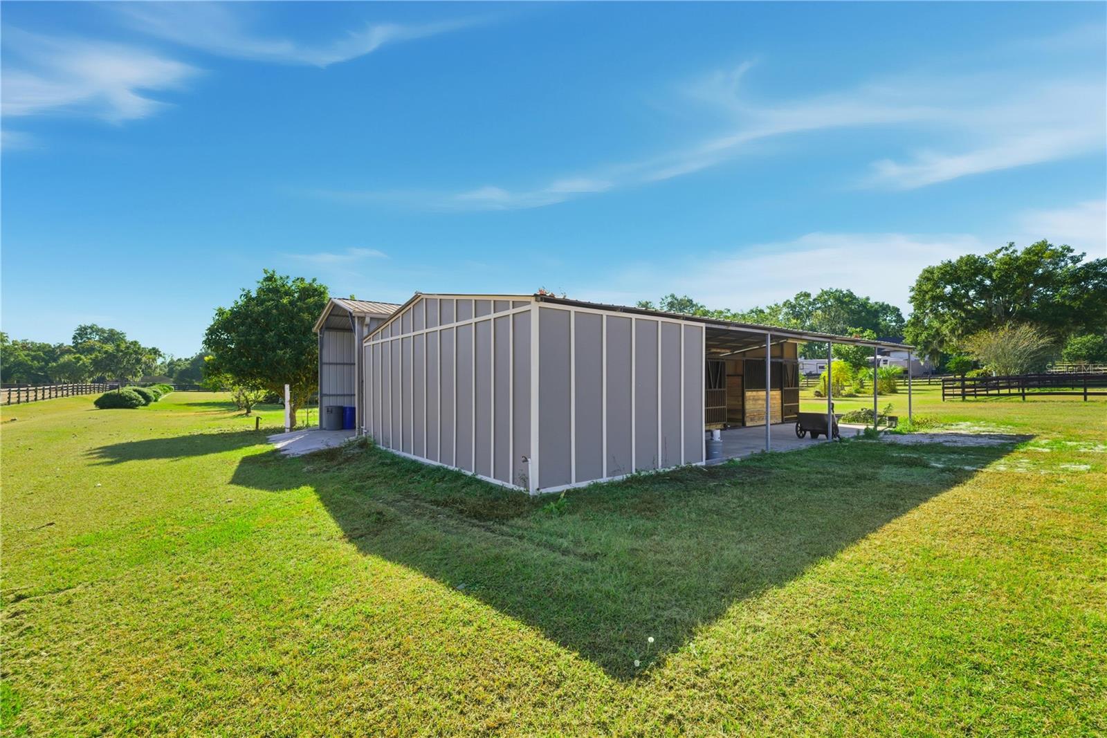 OAK TRAIL ESTATE - Residential Lease